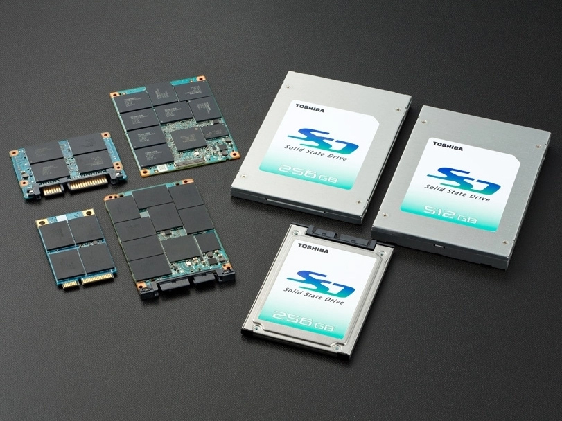 固态硬盘（SSD）与机械硬盘（HDD）的优缺点对比及接口介绍